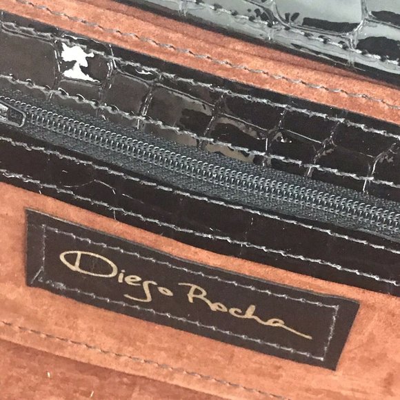 Custom-Made Leather Handbag by Diego Rocha - Picture 9 of 9